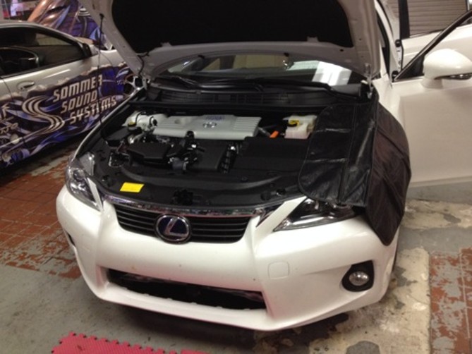Image for 12 Lexus CT200H Radar